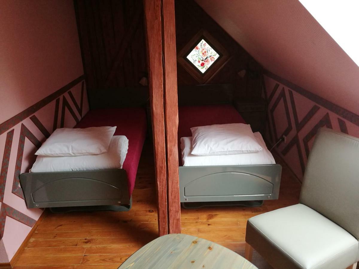 Bebru Pirts Hotel Vecbebri Kültér fotó